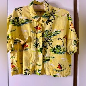 Yellow Island vibes crop short sleeve